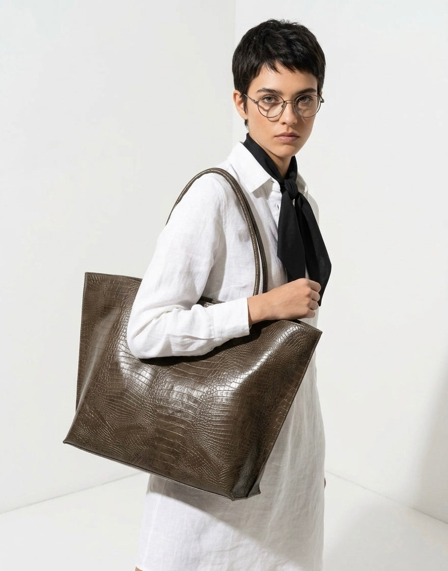 THE TOTE  CROCO BAG